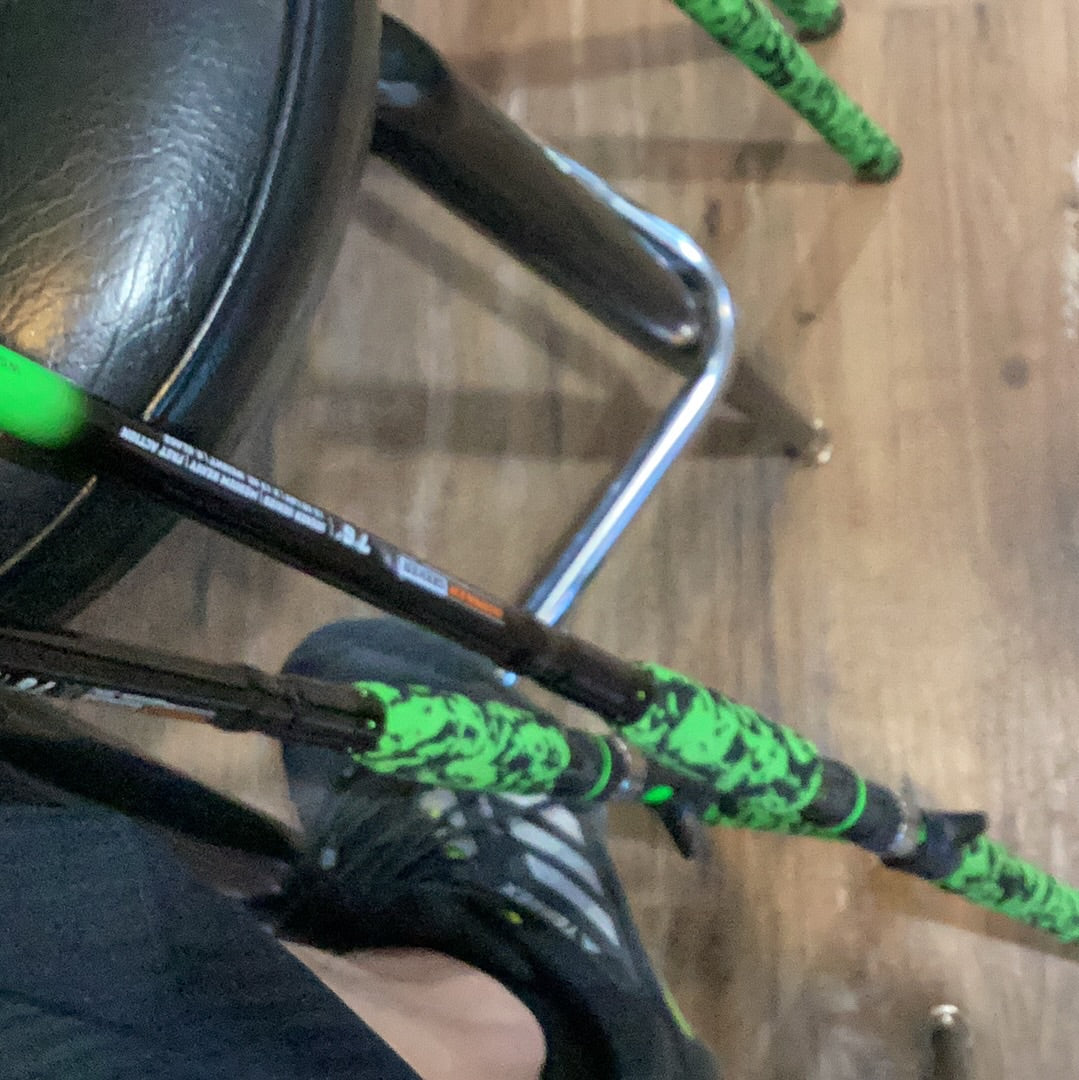 Whisker seeker hog seeker green casting
