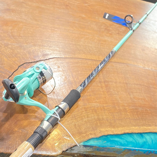 Okuma Fin Chaser Spinning Combo (seafoam)